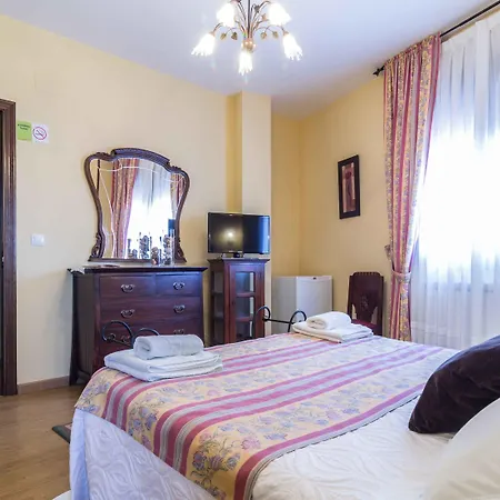 Hotell Casa Reboiro 2*