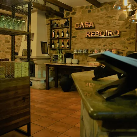 酒店 Casa Reboiro 2*